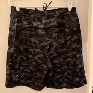 Lululemon Pace Breaker 9” (Linerless)